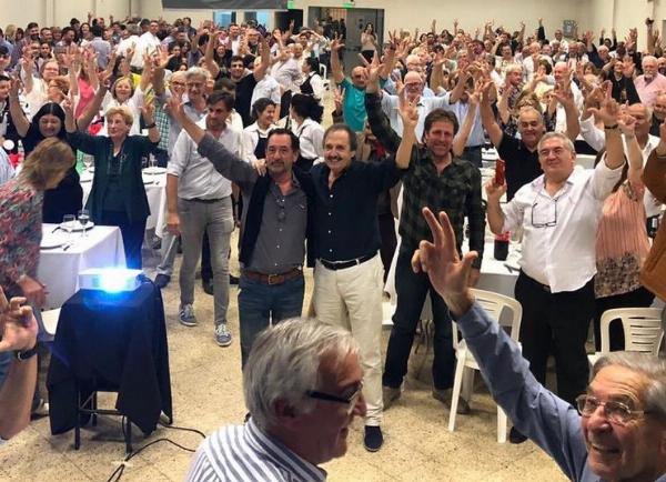 Los 12 históricos que sueñan con volver a ser intendentes