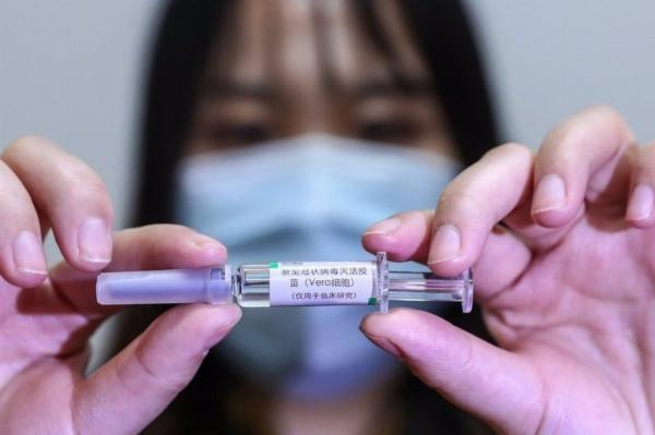 Sinergium está “encaminada” a producir la vacuna china Sinopharm en nuestro país