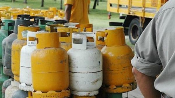 Gobierno impulsa declarar servicio público el gas en garrafa para controlar precios