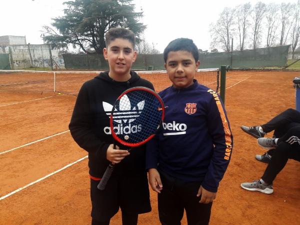 tenis jjbb