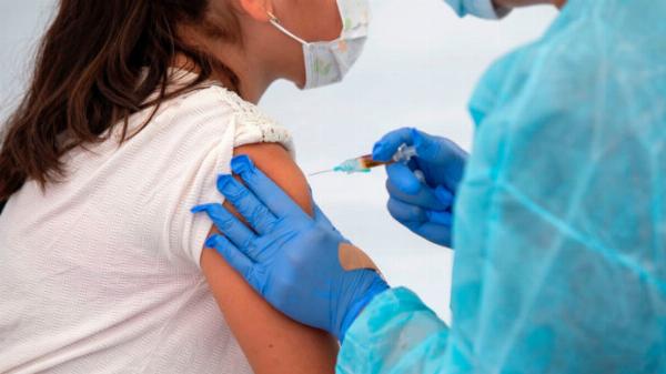 Ya son más de 300.000 los adolescentes bonaerenses anotados para vacunarse
