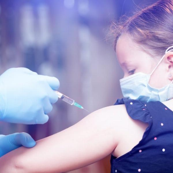 Coronavirus: comienza la vacunación en niños de entre 6 meses y 3 años
