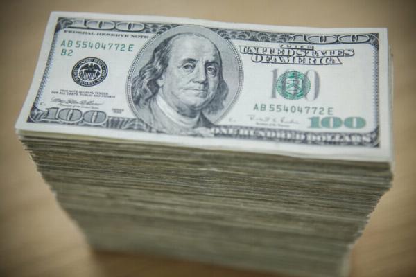 El dólar blue supera los $310 y toca un nuevo récord en cuatro meses