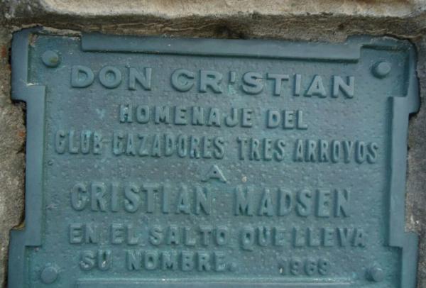  La placa para “Don Cristian”. (klaromeko.wordpress.com)