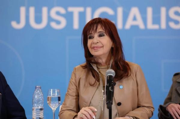 El apoyo de la CGT a Cristina Kirchner: "La democracia está en peligro"
