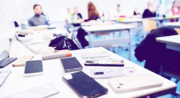 Escuelas sin pantallas: Comenzó a regir la ley que restringe el uso de celulares en las primarias bonaerenses