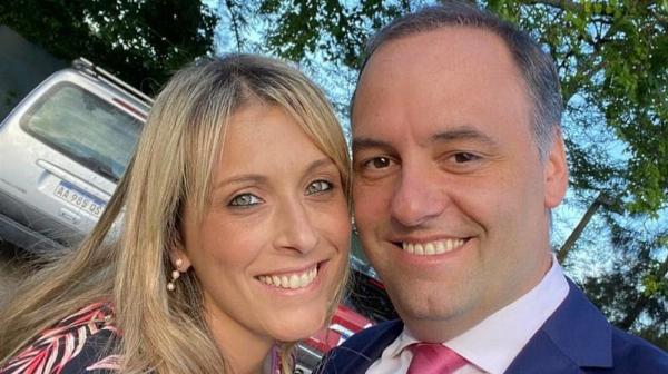 Escándalo por los viajes: La Justicia ahora investiga el patrimonio inmobiliario de Manuel Adorni