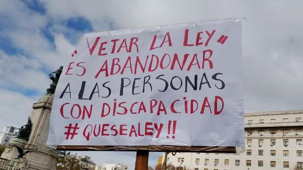 Discapacidad en emergencia: Masiva movilización nacional contra la reforma del Gobierno