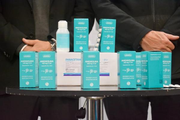 Salud pública: Kicillof refuerza la entrega de medicamentos para suplir la baja del plan nacional Remediar