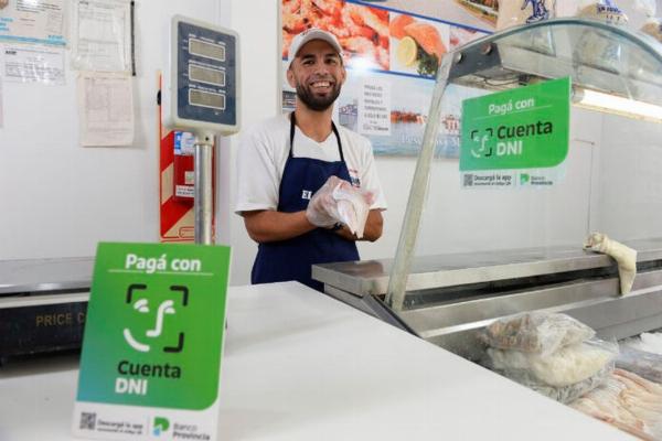 Cuenta DNI aumenta reintegros y suma la promoción en garrafas ante la llegada del invierno