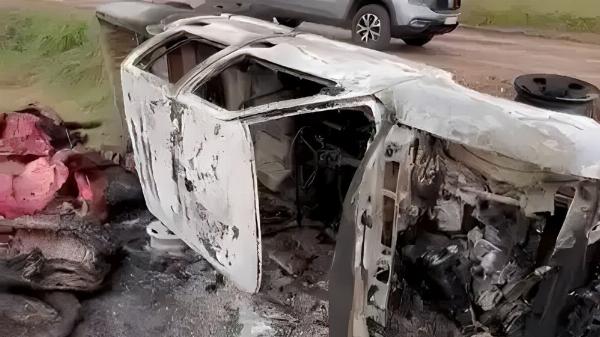 Abigeato y locura en Lobería: faenaron seis vacas, se encajaron en la fuga y quemaron la camioneta