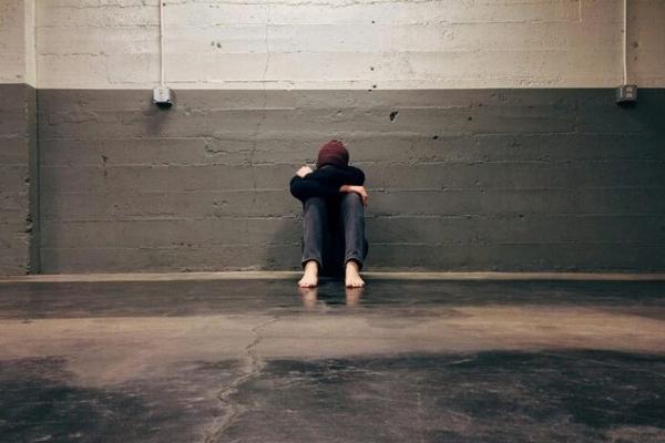 El suicidio representa el 49,7% de las muertes violentas en la Provincia y el Gobierno lanzó un plan integral de prevención